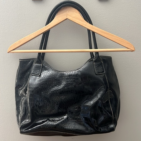 Black patent faux leather purse - Picture 4 of 6